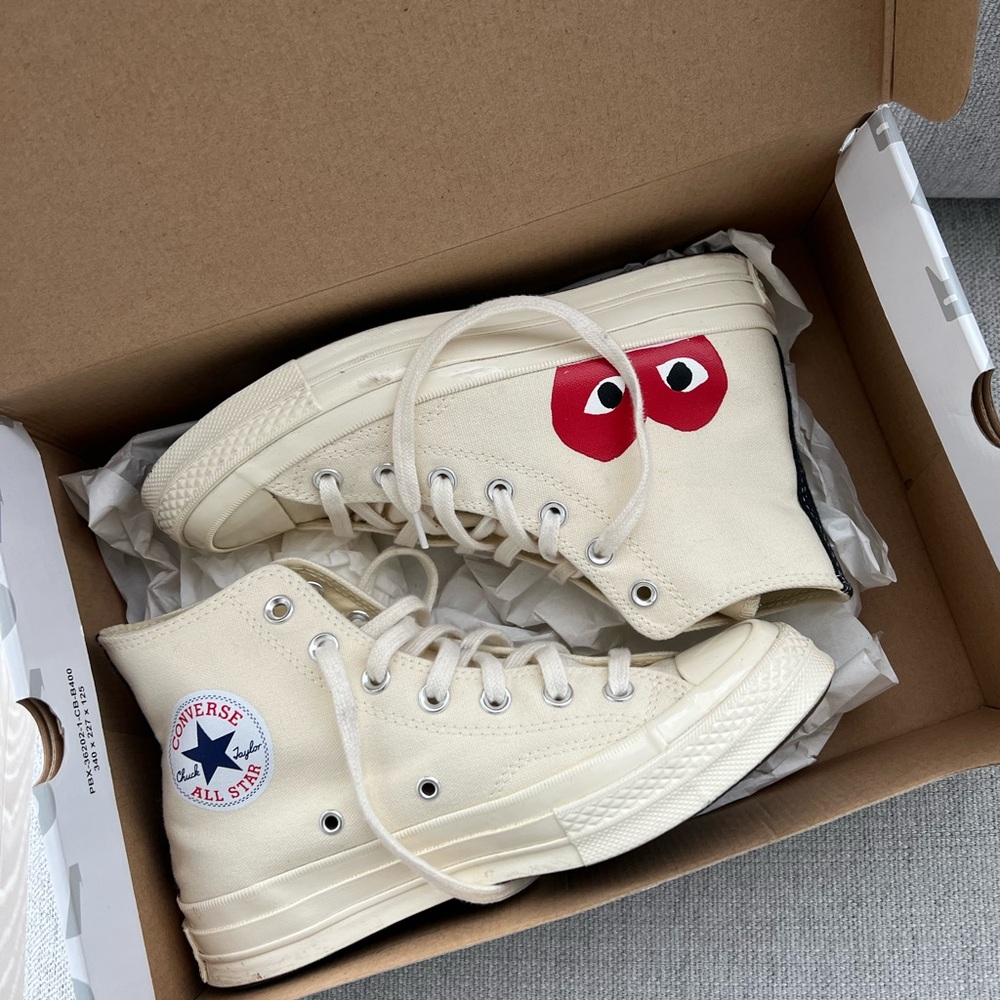 Converse Play Comme des Garçons Heart Box